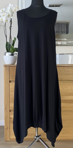 Wiskozowa sukienka marki SINNE design