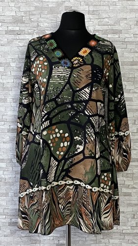 tunika z szydełkowym zdobieniem