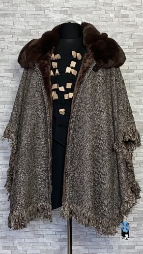 eleganckie ponczo z futerkiem, dwa kolory