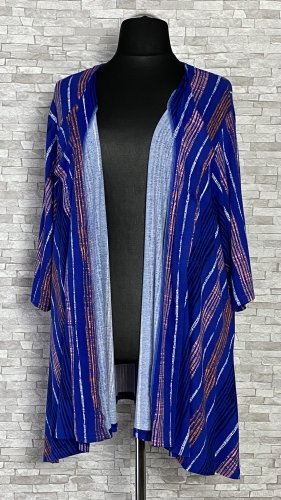 rozpinany blezer marki akh exclusive, duże rozmiary, dwa kolory rozpinany blezer marki akh exclusive, duże rozmiary, dwa kolory