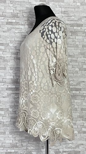 koronkowa bluzka w komplecie z koszulką na ramiączkach koronkowa bluzka w komplecie z koszulką na ramiączkach