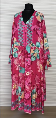 wiskozowa sukienka sissi, model plus size