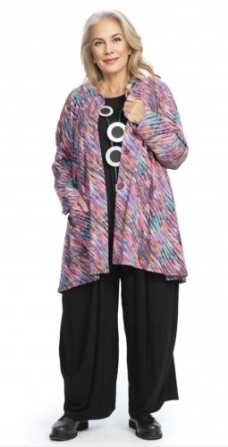 rozpinany żakiet marki akh exclusive, model plus size