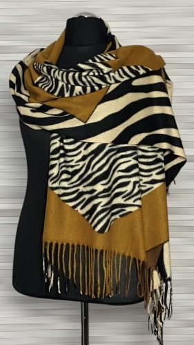 duży szal damski w modny print