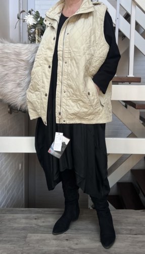 kamizelka z kapturem, model plus size