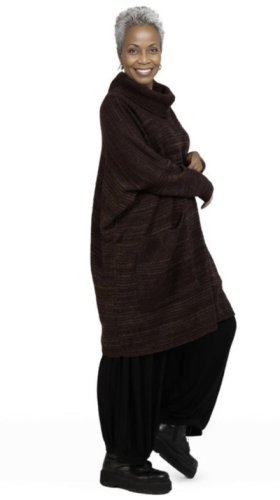 dzianinowy sweter z golfem marki akh exclusive, model plus size dzianinowy sweter z golfem marki akh exclusive, model plus size