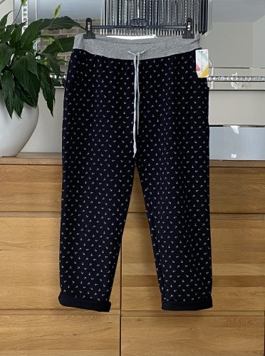 czarne spodnie dresowe w małe kotwice czarne spodnie dresowe w małe kotwice