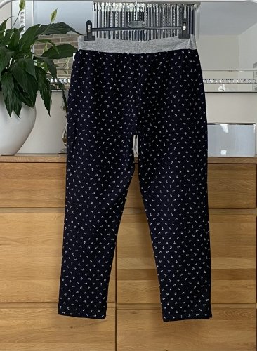 czarne spodnie dresowe w małe kotwice czarne spodnie dresowe w małe kotwice