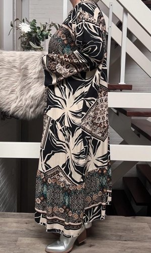 wiskozowa sukienka w stylu boho, model plus size wiskozowa sukienka w stylu boho, model plus size