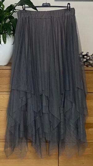 tiulowa spódnica moonshine mode w kolorze popielatym