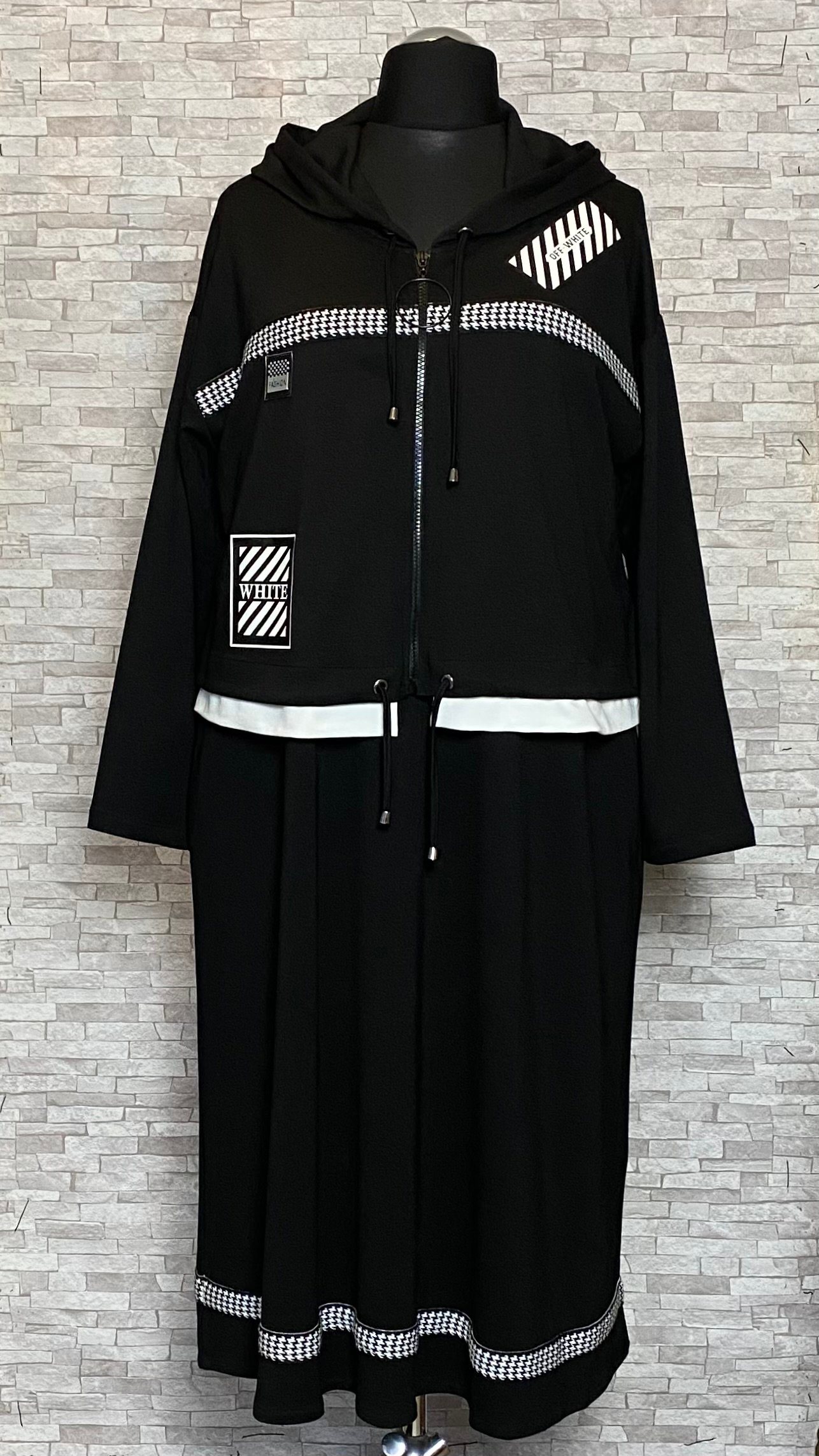 sukienka darkwin w komplecie z bluzą sukienka darkwin w komplecie z bluzą