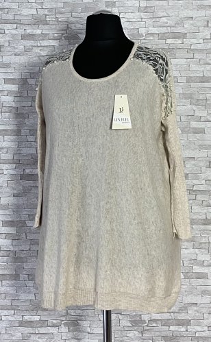 dzianinowy sweter z koronką i perełkami dzianinowy sweter z koronką i perełkami