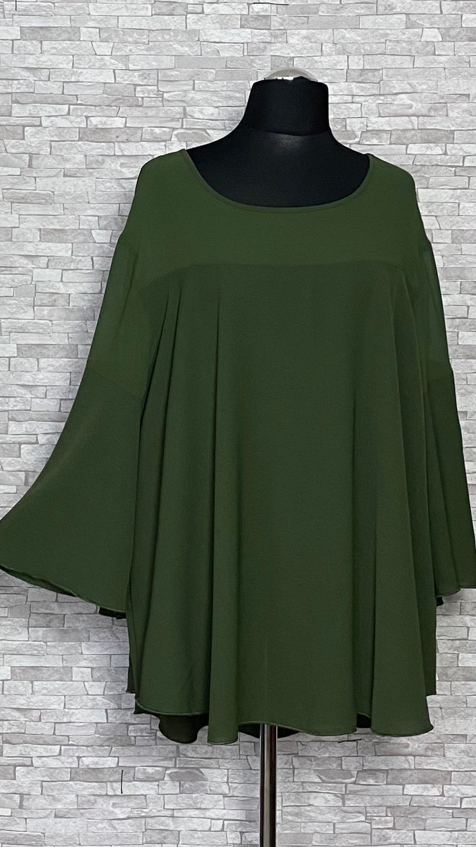 elegancka bluzka z szerokimi rękawami elegancka bluzka z szerokimi rękawami