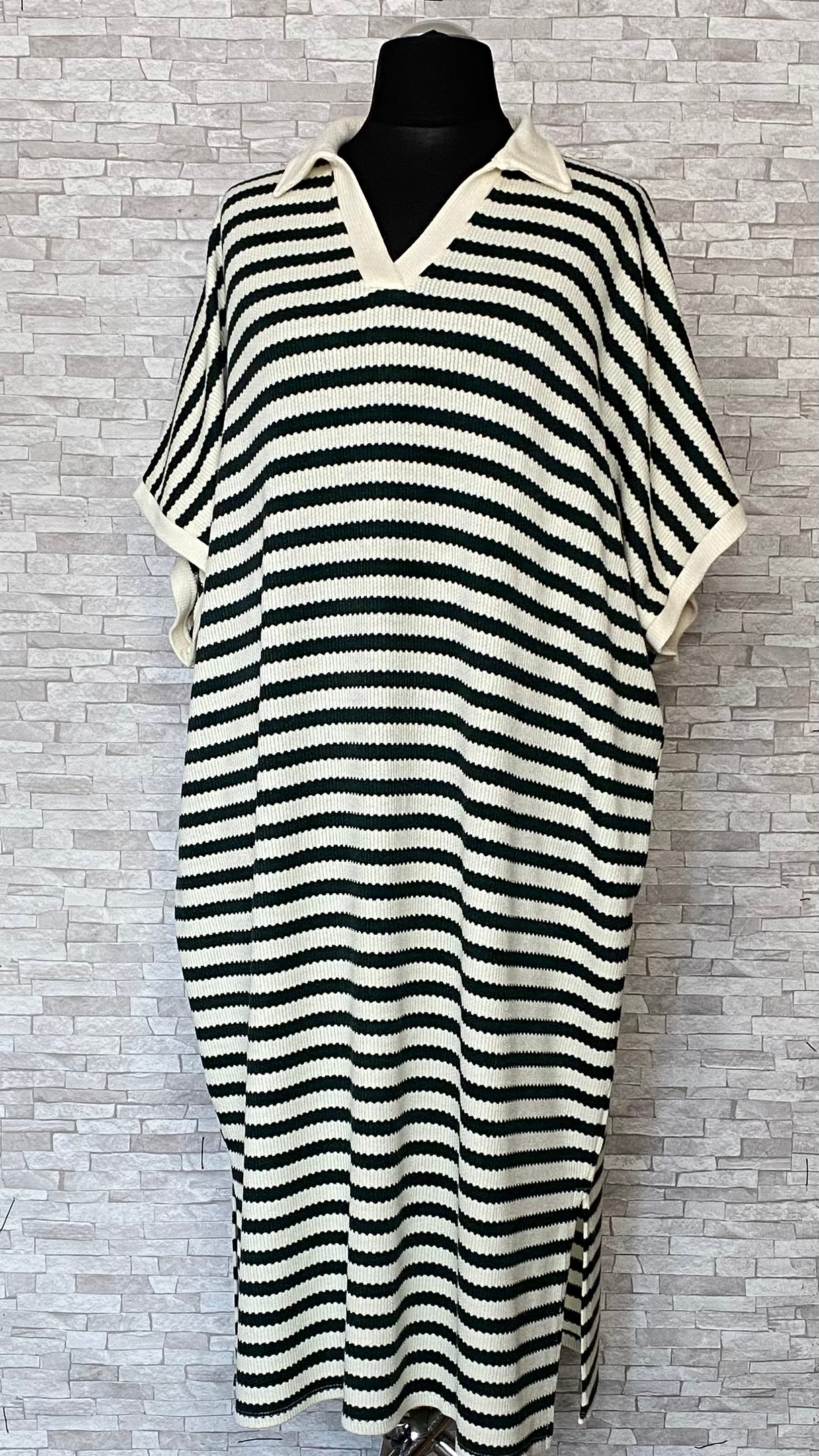 dzianinowa sukienka w paski dzianinowa sukienka w paski