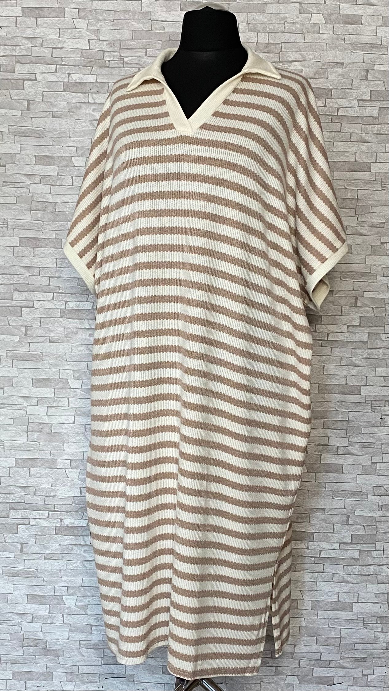 dzianinowa sukienka w paski dzianinowa sukienka w paski