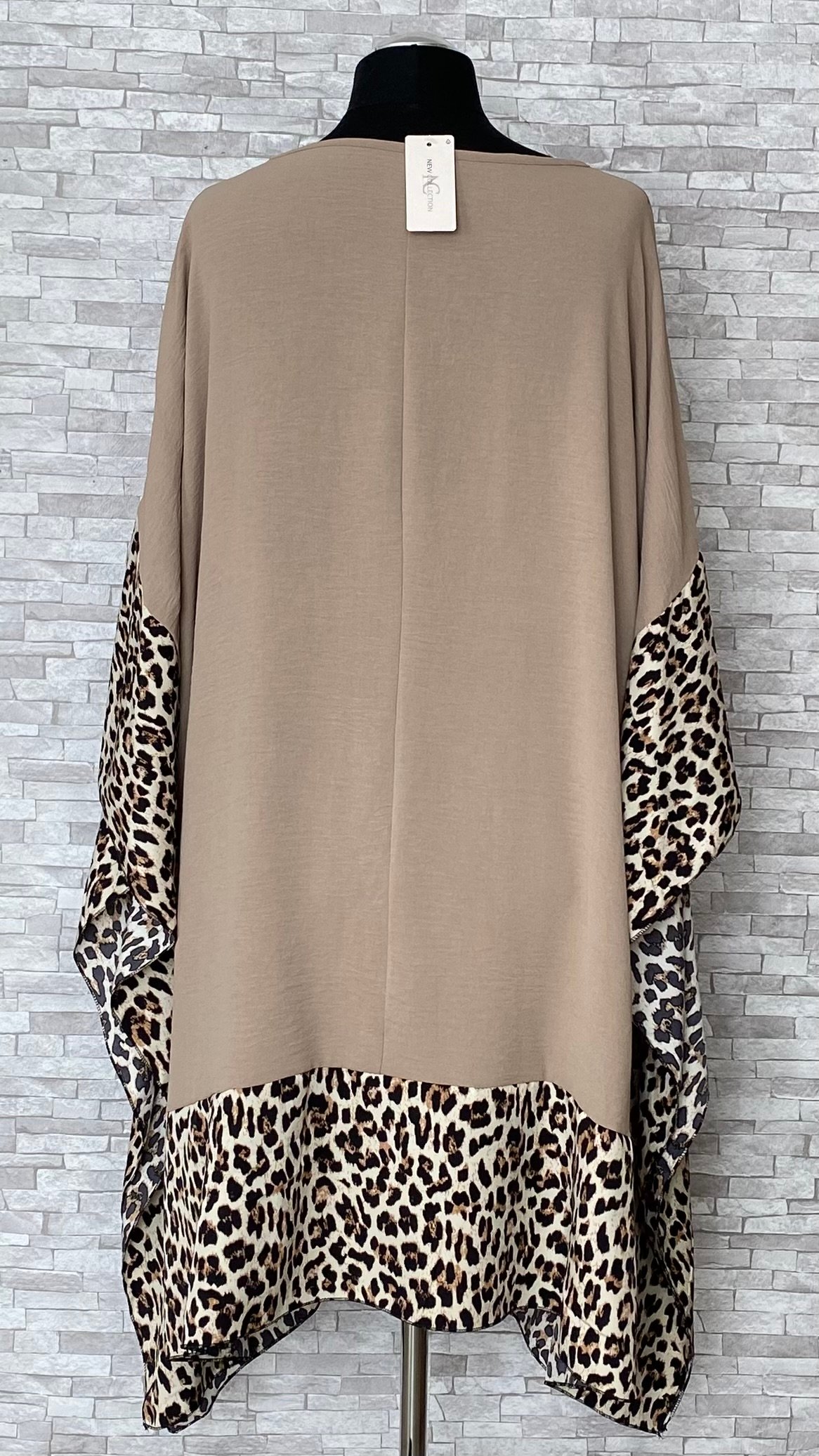 wiskozowe ponczo / tunika z panterką wiskozowe ponczo / tunika z panterką