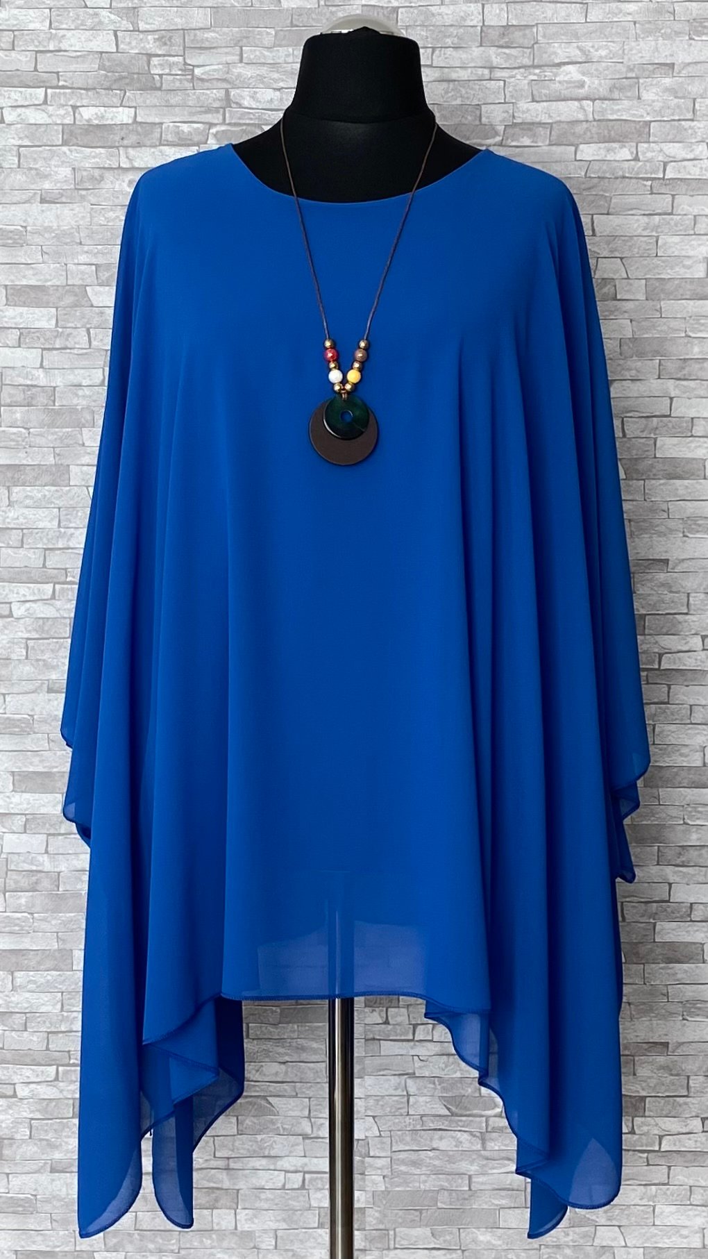 szyfonowe ponczo z wisiorkiem szyfonowe ponczo z wisiorkiem