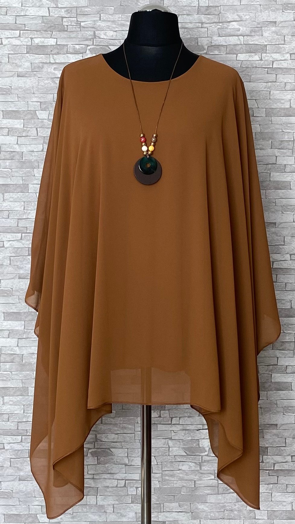 szyfonowe ponczo z wisiorkiem szyfonowe ponczo z wisiorkiem