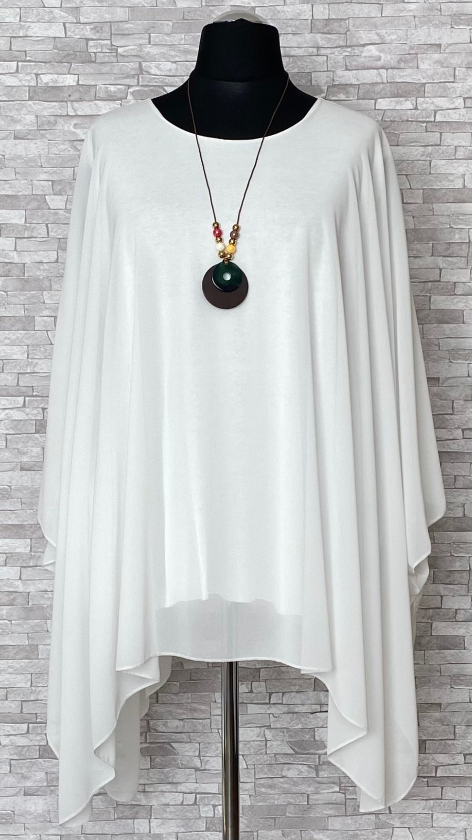 szyfonowe ponczo z wisiorkiem szyfonowe ponczo z wisiorkiem