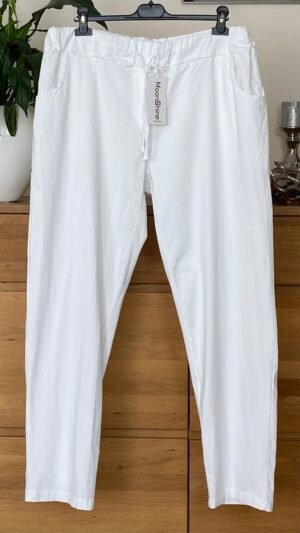 długie spodnie moonshine mode z kieszeniami