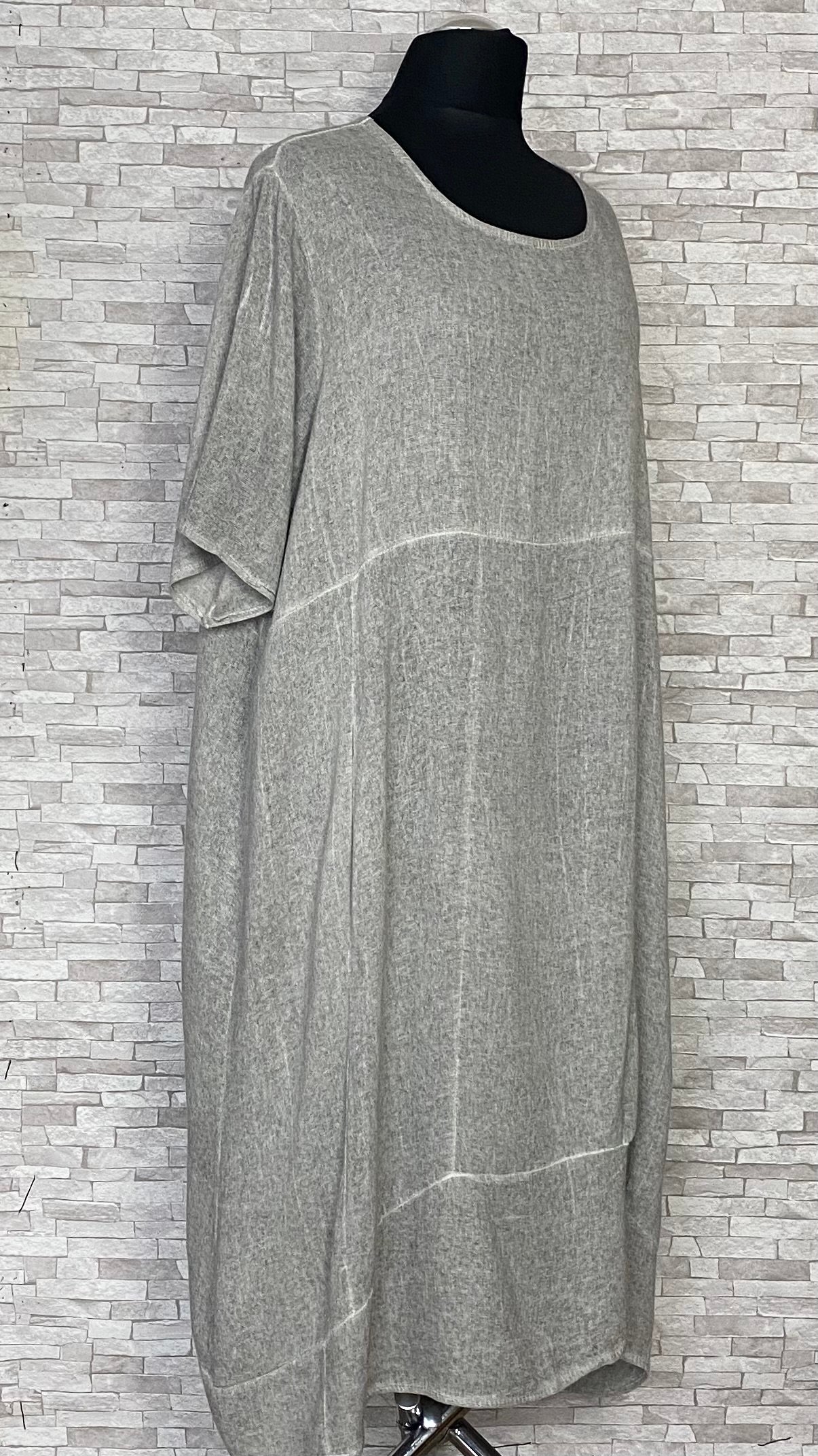 wiskozowo lniana sukienka moonshine mode z kieszeniami wiskozowo lniana sukienka moonshine mode z kieszeniami