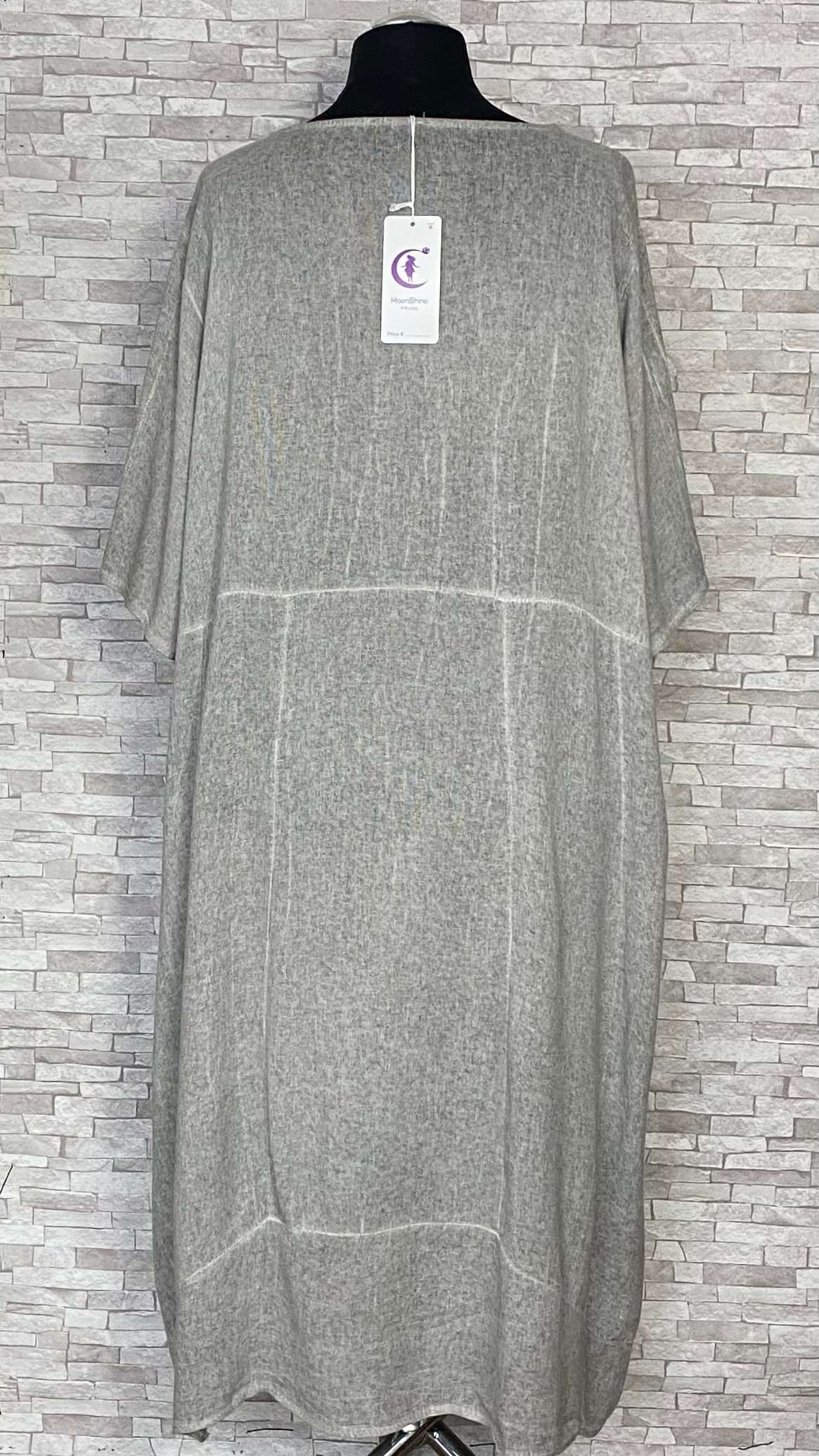 wiskozowo lniana sukienka moonshine mode z kieszeniami wiskozowo lniana sukienka moonshine mode z kieszeniami