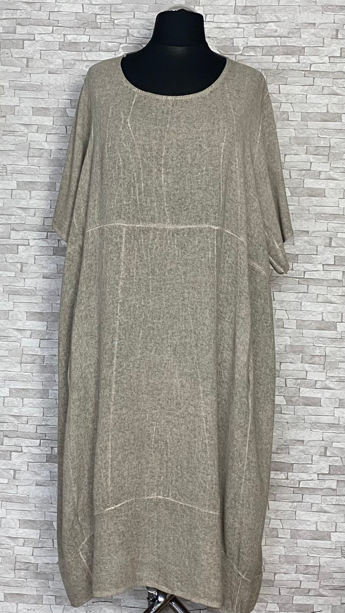 wiskozowo lniana sukienka moonshine mode z kieszeniami wiskozowo lniana sukienka moonshine mode z kieszeniami