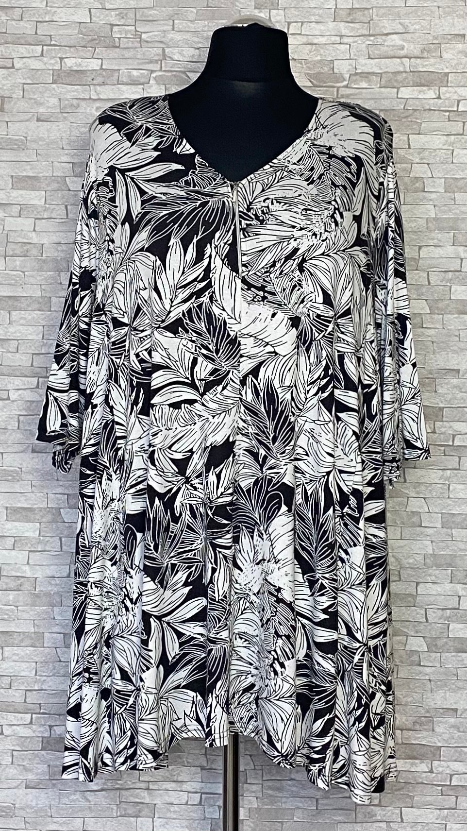 tunika new jersey fashion w biało czarne motywy liściaste tunika new jersey fashion w biało czarne motywy liściaste