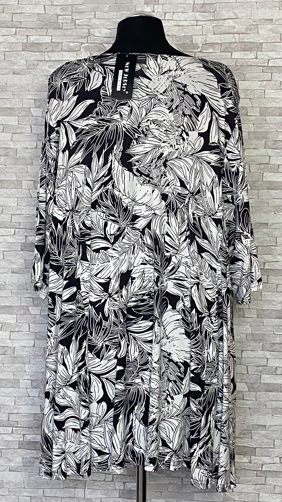 tunika new jersey fashion w biało czarne motywy liściaste tunika new jersey fashion w biało czarne motywy liściaste