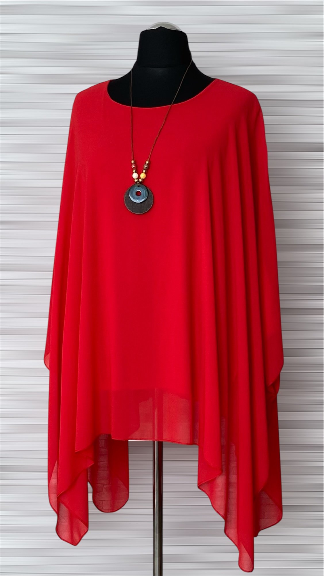 szyfonowe ponczo z wisiorkiem szyfonowe ponczo z wisiorkiem