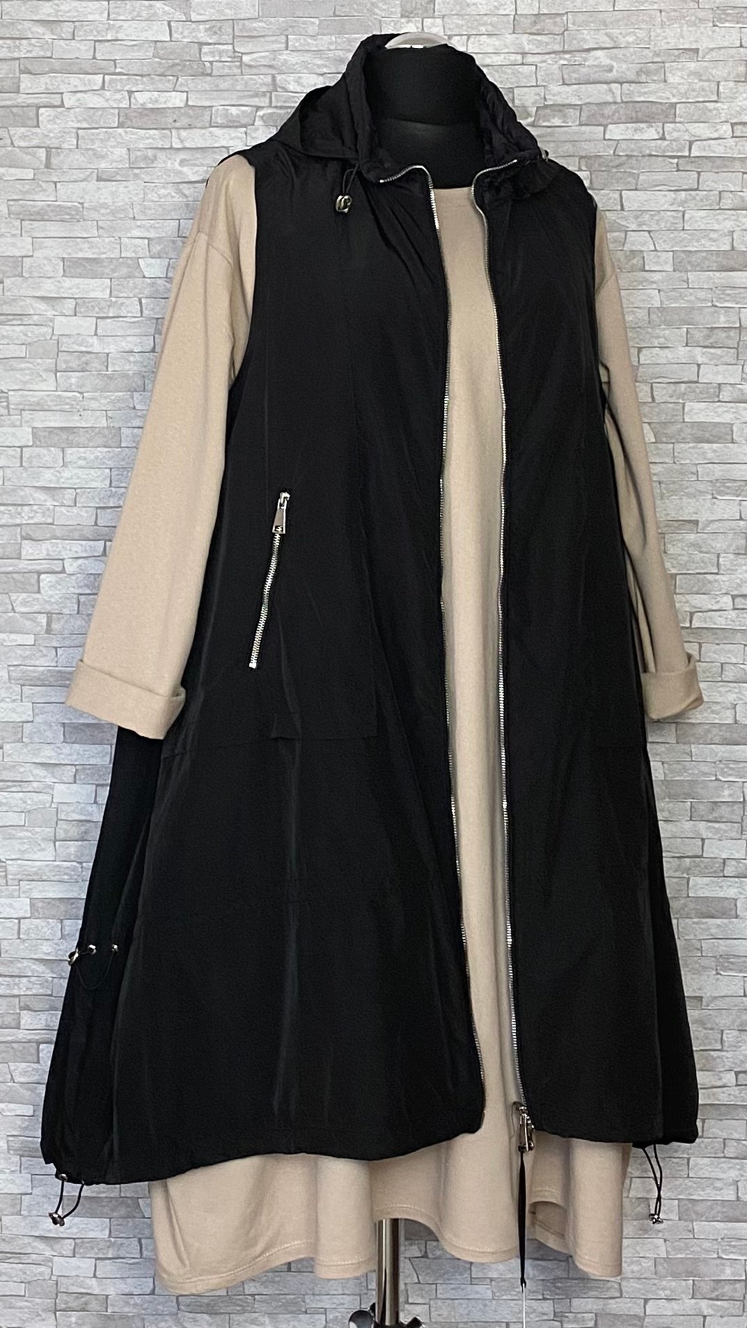 długa kamizelka damska z kapturem (kopia) długa kamizelka damska z kapturem (kopia)