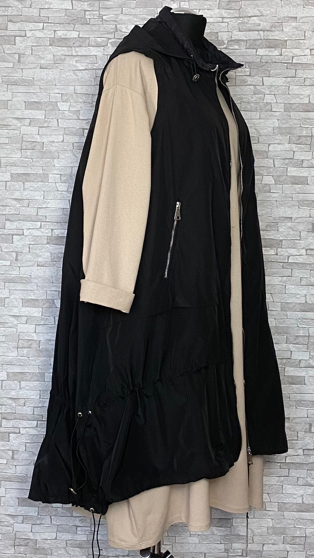 długa kamizelka damska z kapturem (kopia) długa kamizelka damska z kapturem (kopia)