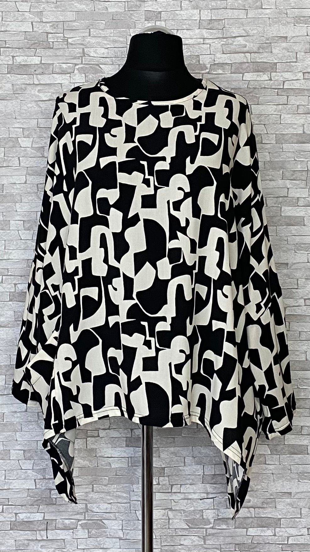 wiskozowa bluzka akh exclusive z kieszenią wiskozowa bluzka akh exclusive z kieszenią