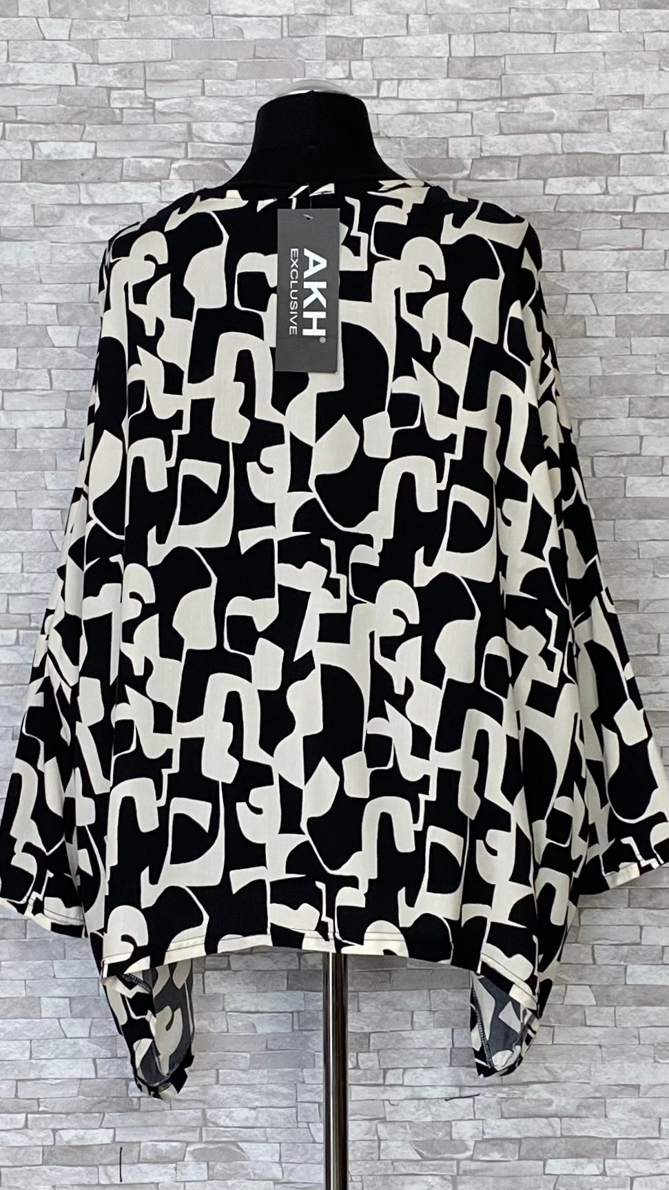 wiskozowa bluzka akh exclusive z kieszenią wiskozowa bluzka akh exclusive z kieszenią