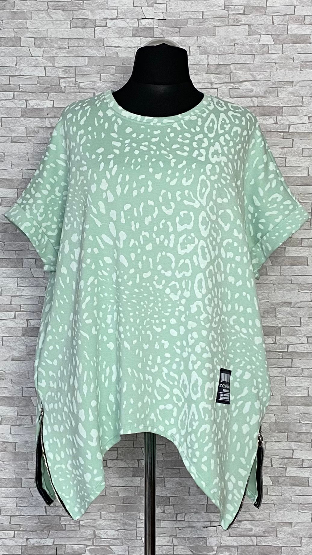 asymetryczna bluzka w panterkę asymetryczna bluzka w panterkę